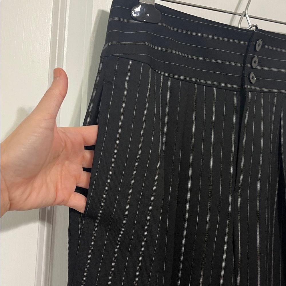 Lauren Ralph Lauren Pinstripe Wool Crepe Wide Leg Pant Sz 4P - Picture 6 of 11